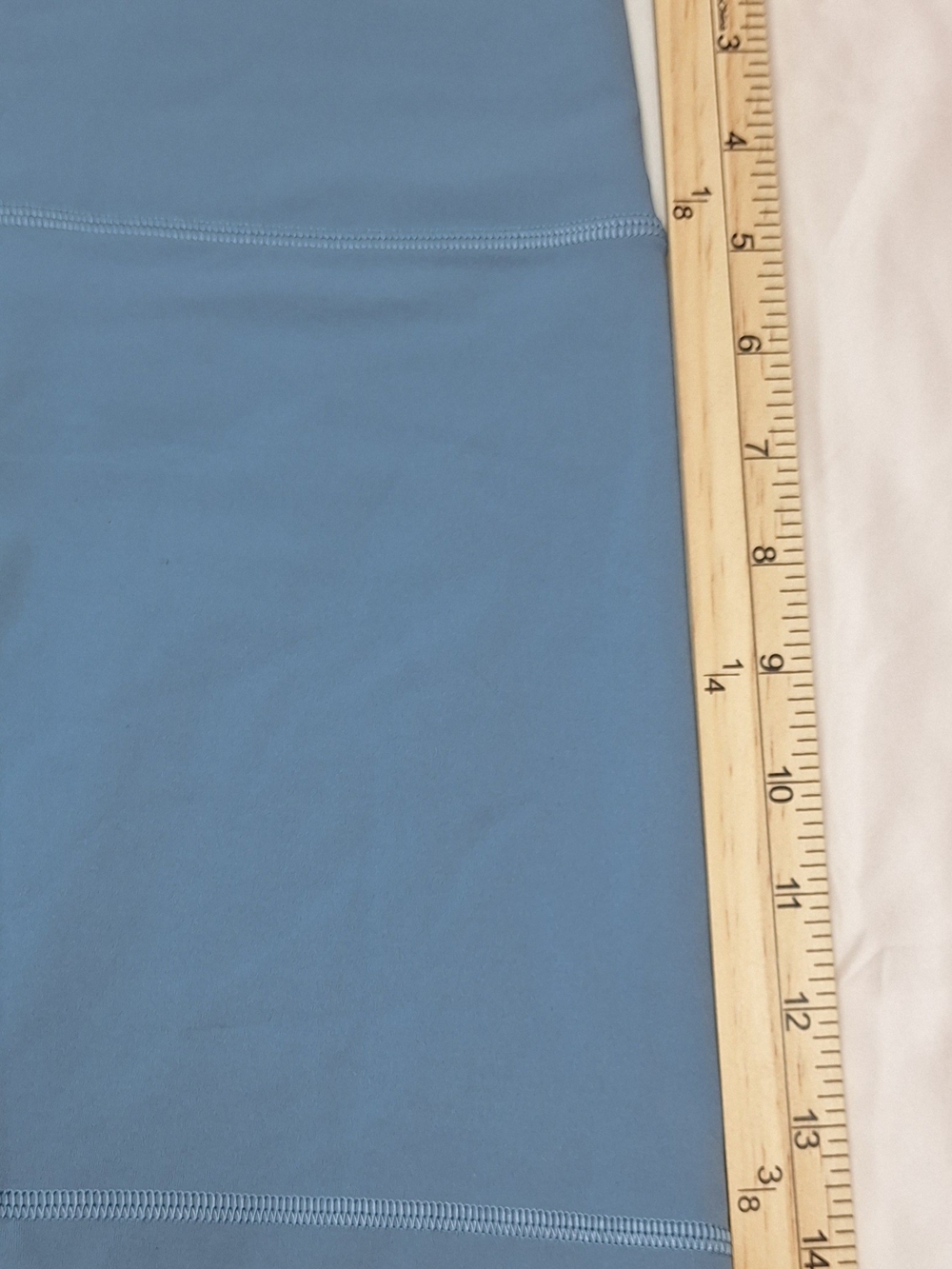 lululemon athletica High-Rise Women’s Blue Bike Shorts - Picture 4 of 8